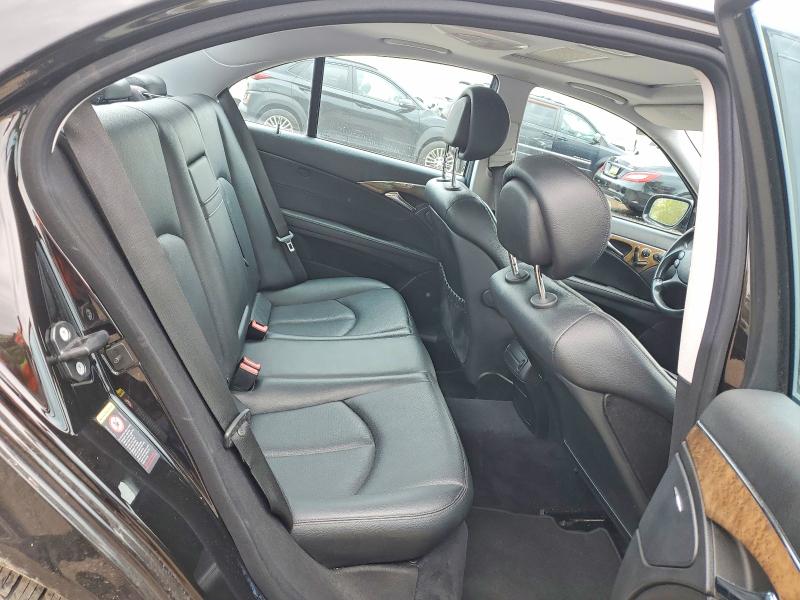 51010296 :رقم المزاد ، WDBUF87X17X223729 vin ، 2007 Mercedes-benz E مزاد بيع