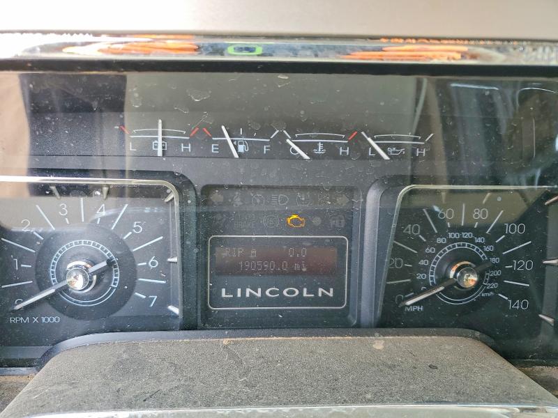 2008 Lincoln Townhouse Navigator მანქანა იყიდება აუქციონზე, vin: 5LMFU27518LJ04950, აუქციონის ნომერი: 49223686