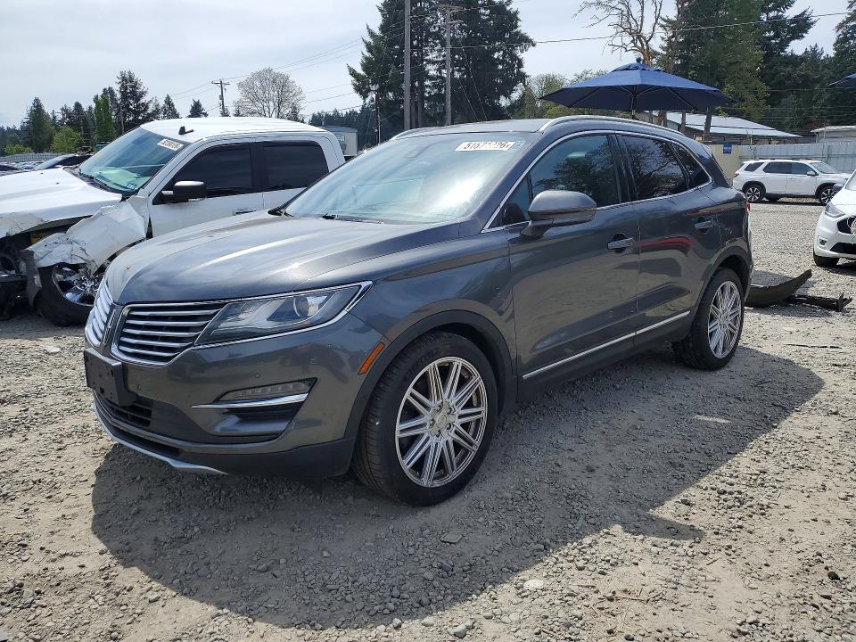 51871226 :رقم المزاد ، 5LMTJ3DH4HUL36677 vin ، 2017 Lincoln Mkc مزاد بيع