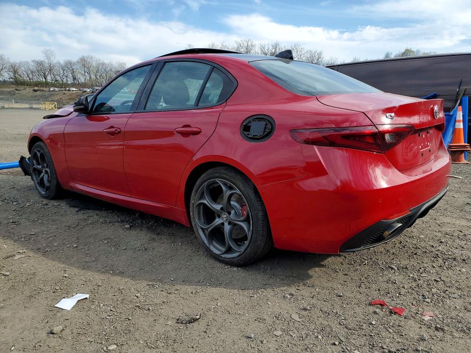2018 Alfa Romeo Giulia მანქანა იყიდება აუქციონზე, vin: ZARFAEEN7J7597672, აუქციონის ნომერი: 49145396