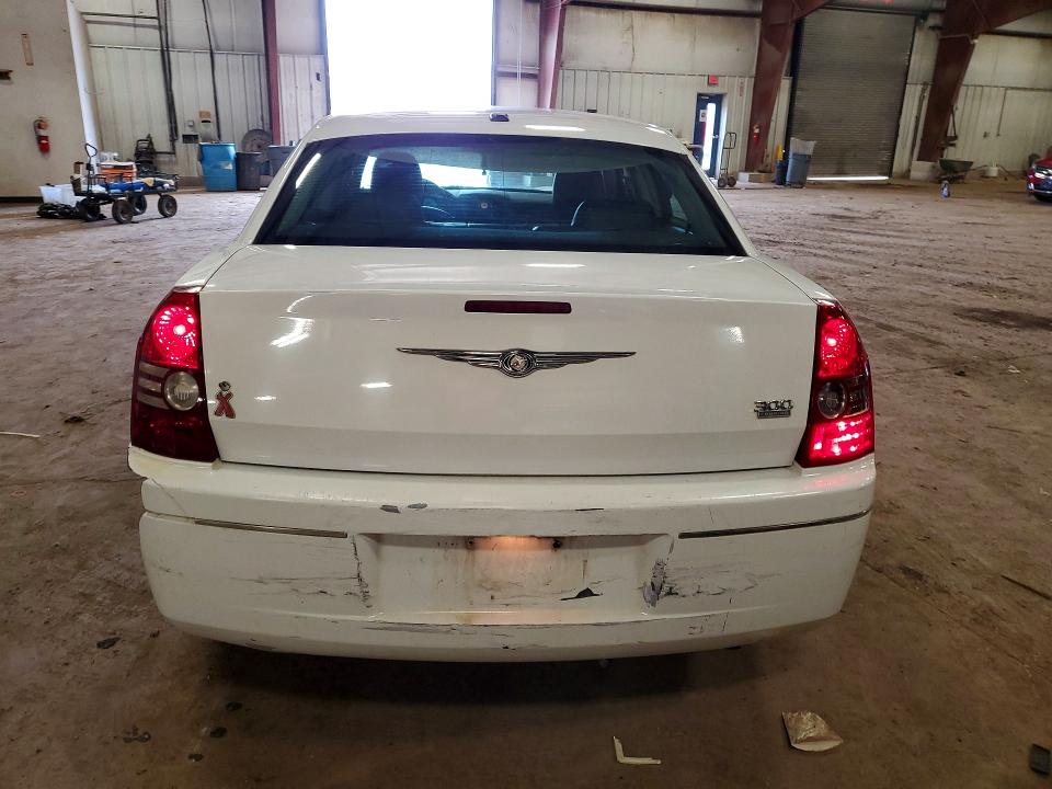 48397426 :رقم المزاد ، 2C3CA5CV5AH315196 vin ، 2010 Chrysler 300 مزاد بيع