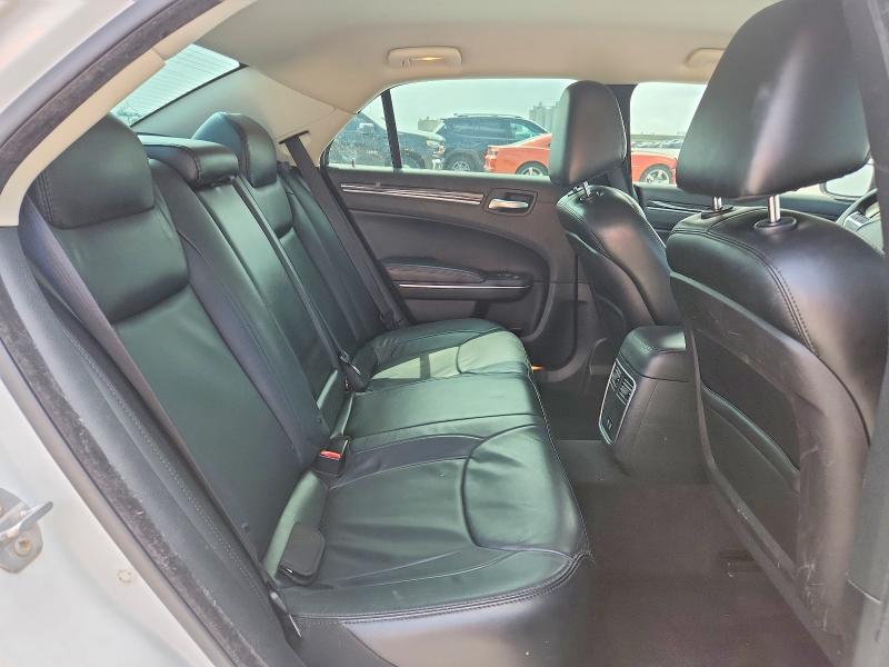 Продаж на аукціоні авто 2016 Chrysler 300, vin: 2C3CCAAG1GH313753, номер лоту: 51642886