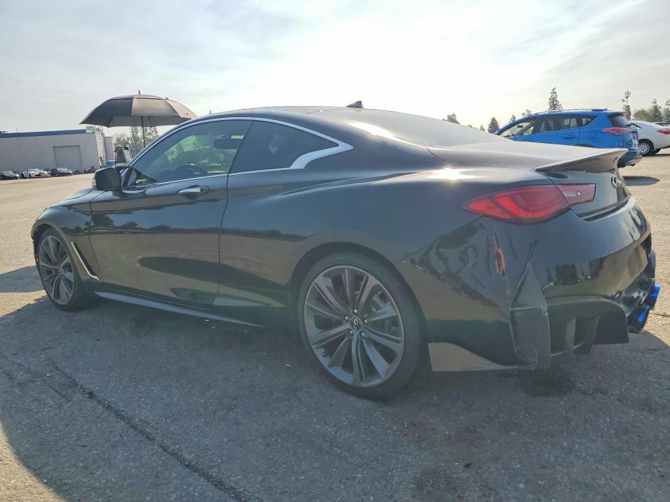49001226 :رقم المزاد ، JN1FV7EKXJM530620 vin ، 2018 Infiniti Q60 مزاد بيع