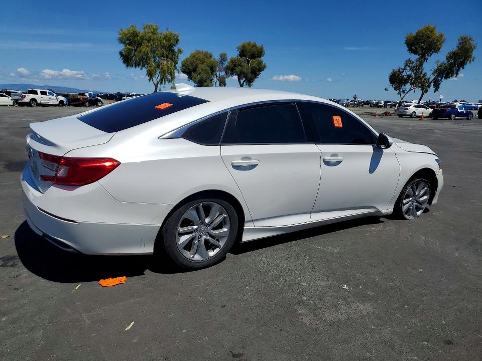 51185676 :رقم المزاد ، 1HGCV1F1XLA151447 vin ، 2020 Honda Accord مزاد بيع
