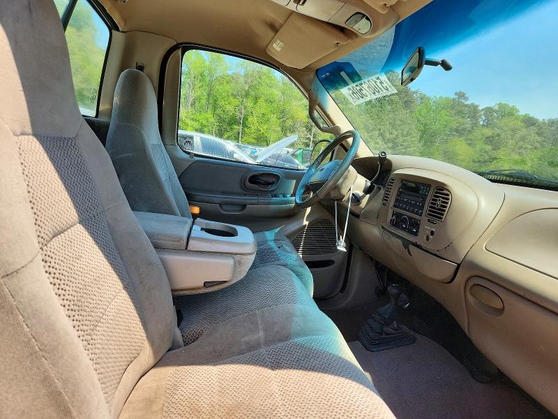 51067506 :رقم المزاد ، 1FTRF18L11NB46258 vin ، 2001 Ford F150 مزاد بيع