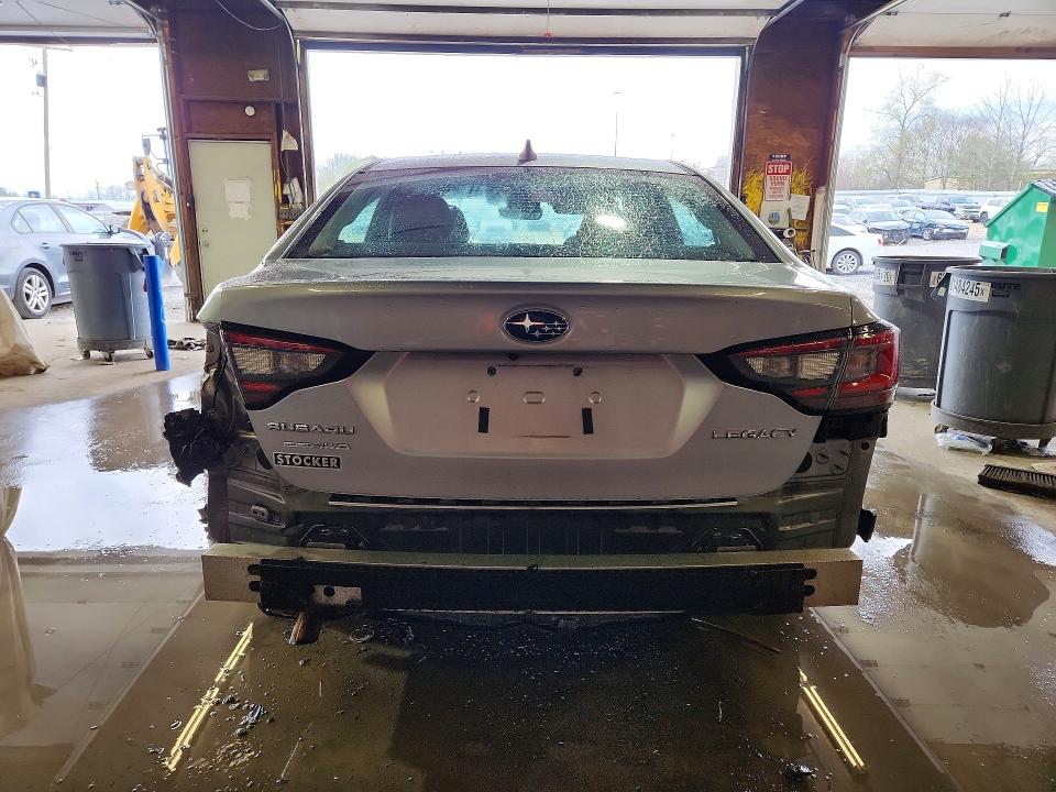 49165586 :رقم المزاد ، 4S3BWAC6XN3011543 vin ، 2022 Subaru Legacy مزاد بيع