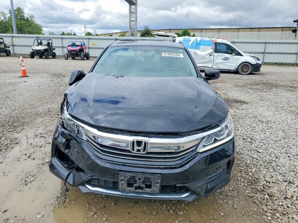 Продажа на аукционе авто 2017 Honda Accord, vin: 1HGCR3F89HA042773, номер лота: 51802586