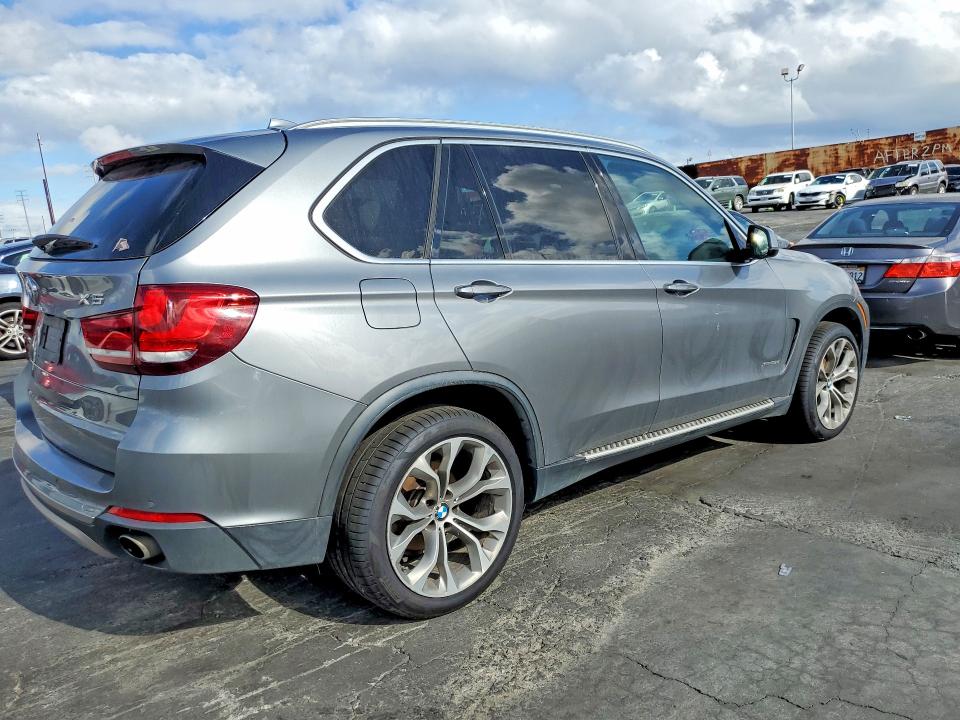 50769046 :رقم المزاد ، 5UXKS4C5XG0N15324 vin ، 2016 Bmw X5 مزاد بيع