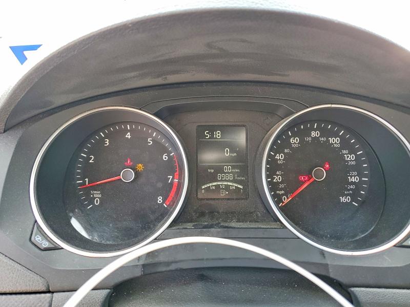 51560786 :رقم المزاد ، 3VW167AJ8GM295842 vin ، 2016 Volkswagen Jetta مزاد بيع