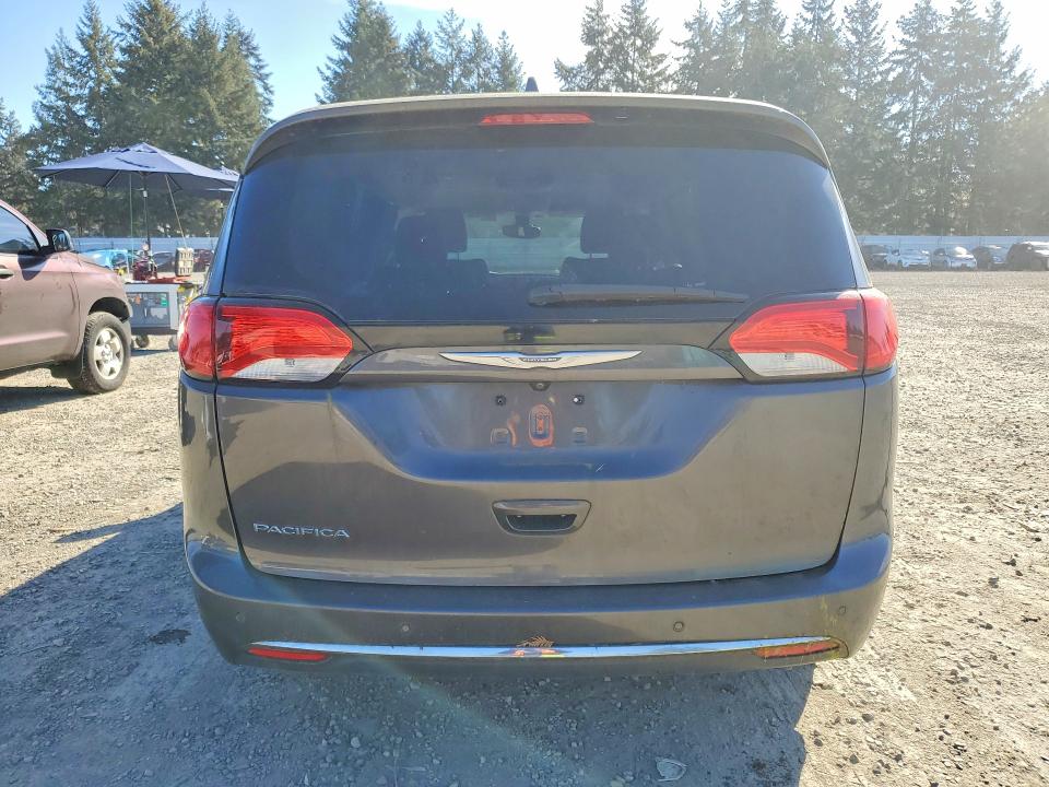2017 Chrysler Pacifica მანქანა იყიდება აუქციონზე, vin: 2C4RC1BG5HR621816, აუქციონის ნომერი: 49415916