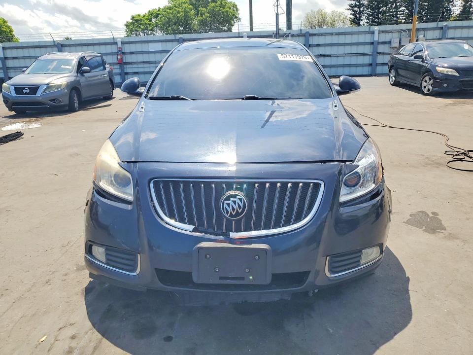 52117976 :رقم المزاد ، 2G4GT5GV9D9163581 vin ، 2013 Buick Regal مزاد بيع