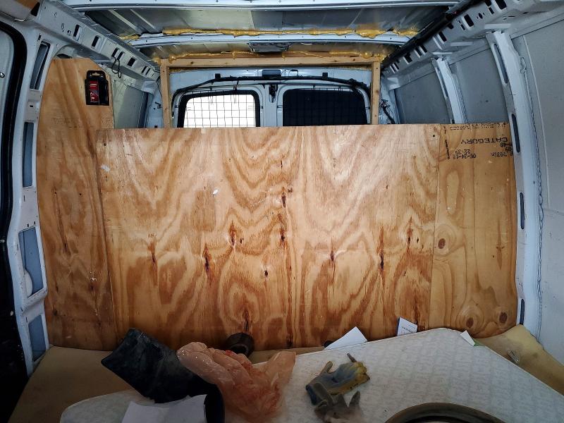 48619926 :رقم المزاد ، 1GCSGAFX5B1119500 vin ، 2011 Chevrolet Express G1500 مزاد بيع