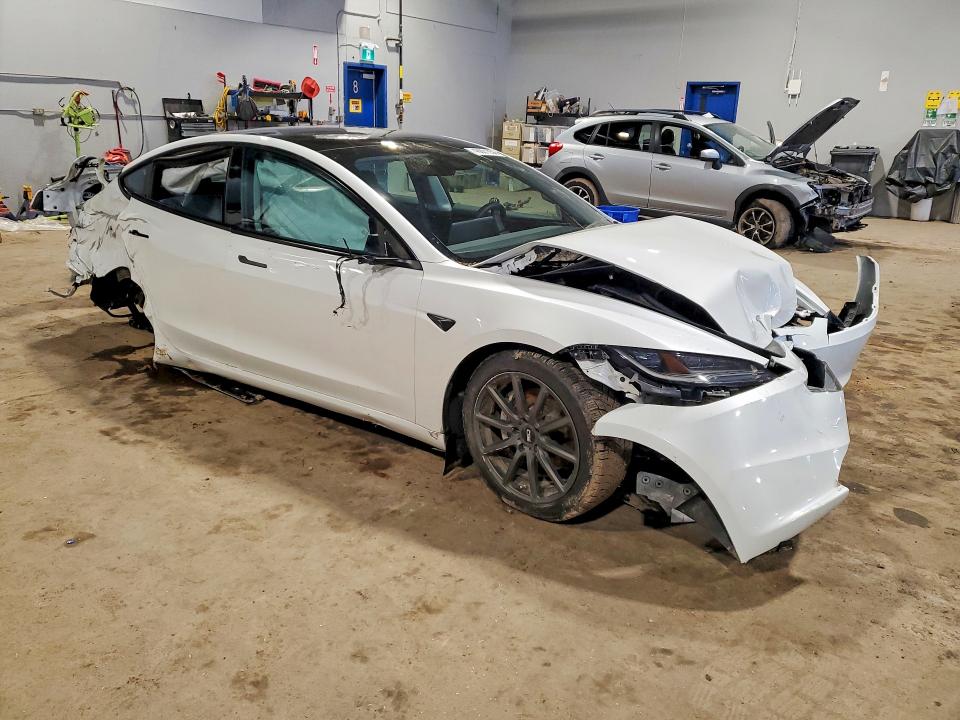 48801056 :رقم المزاد ، LRW3E7EB9RC086869 vin ، 2024 Tesla Model 3 مزاد بيع
