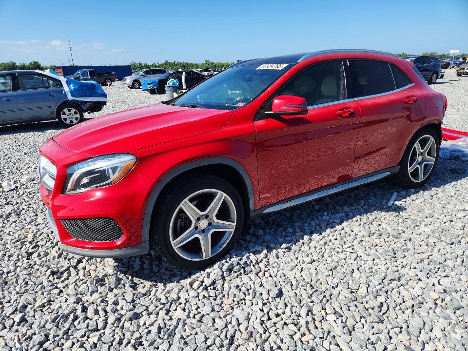 50104796 :رقم المزاد ، WDCTG4GB3FJ039430 vin ، 2015 Mercedes-benz Gla مزاد بيع