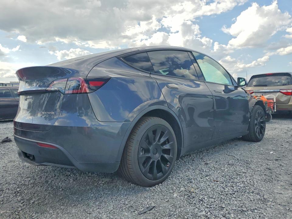 Продаж на аукціоні авто 2022 Tesla Model Y, vin: 7SAYGDEE2NF310883, номер лоту: 48448616