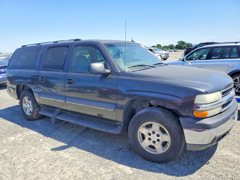 51550726 :رقم المزاد ، 3GNFK16T24G211771 vin ، 2004 Chevrolet Suburban مزاد بيع