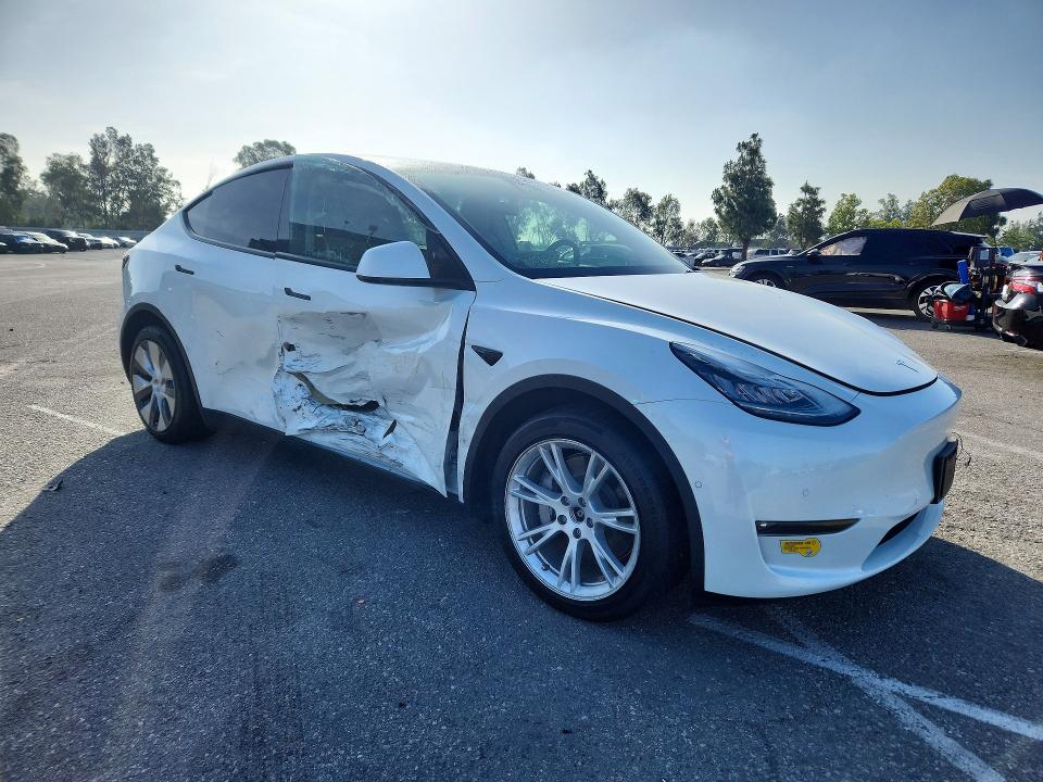 2021 Tesla Model Y მანქანა იყიდება აუქციონზე, vin: 5YJYGAEE3MF283963, აუქციონის ნომერი: 50264156