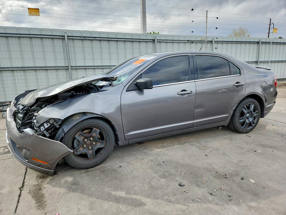 2010 Ford Fusion მანქანა იყიდება აუქციონზე, vin: 3FAHP0HA1AR201702, აუქციონის ნომერი: 49804586