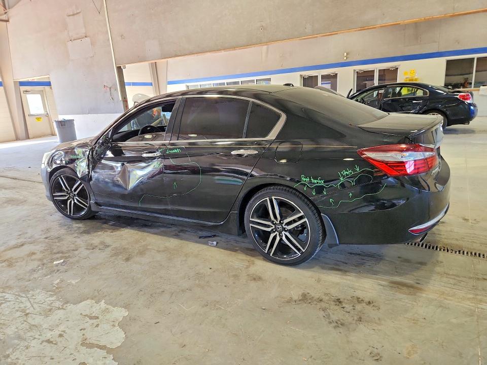Продажа на аукционе авто 2016 Honda Accord, vin: 1HGCR3F9XGA006131, номер лота: 47572356