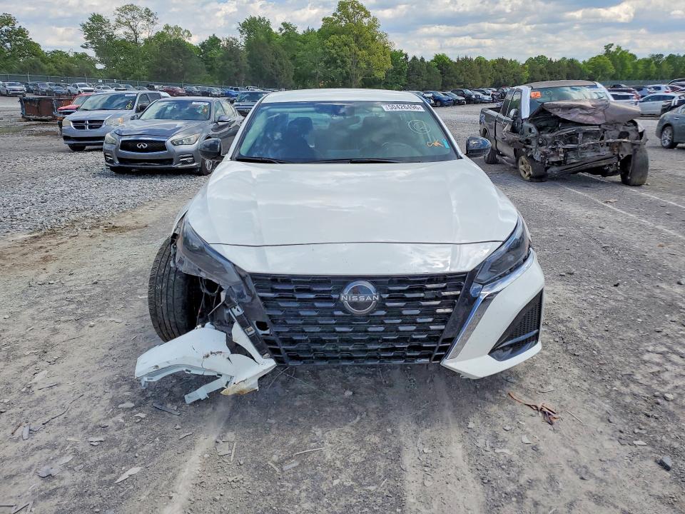 50426496 :رقم المزاد ، 1N4BL4CV1RN381636 vin ، 2024 Nissan Altima مزاد بيع