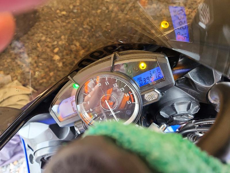 51599026 :رقم المزاد ، JYARN20E07A008003 vin ، 2007 Yama Yzfr1 مزاد بيع