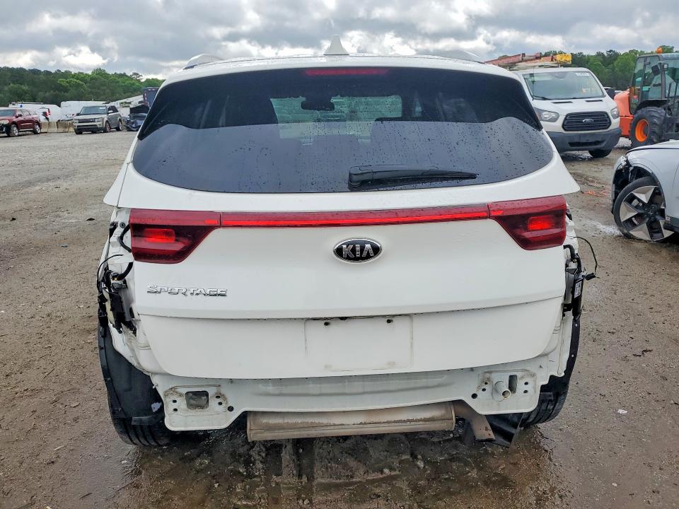 2021 Kia Sportage მანქანა იყიდება აუქციონზე, vin: KNDP6CAC4M7888952, აუქციონის ნომერი: 51184906