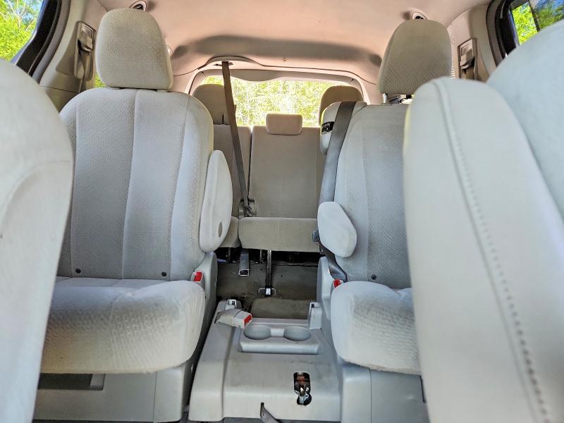 Продажа на аукционе авто 2011 Toyota Sienna, vin: 5TDKK3DCXBS133101, номер лота: 50407046