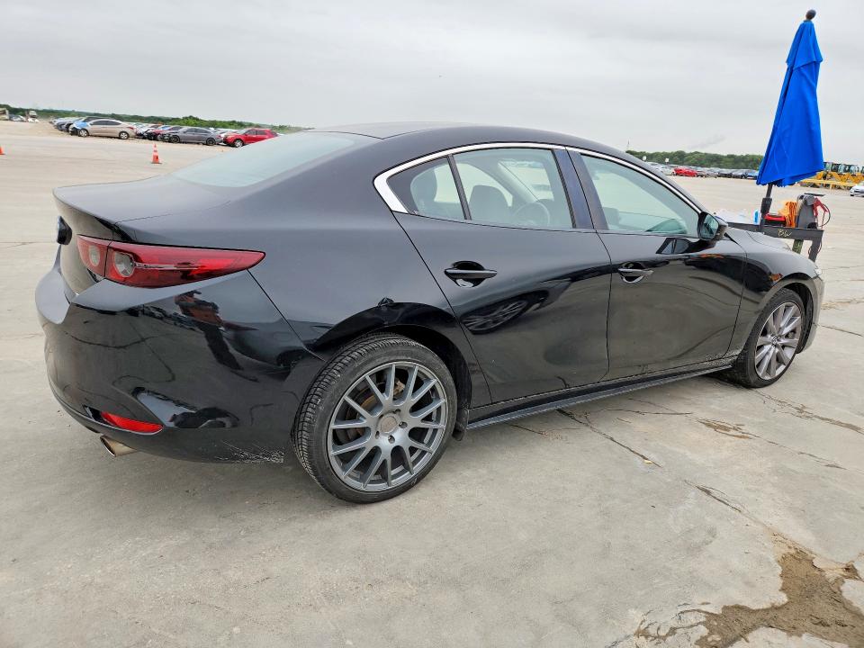 Продажа на аукционе авто 2021 Mazda 3, vin: JM1BPABL3M1321368, номер лота: 51295526