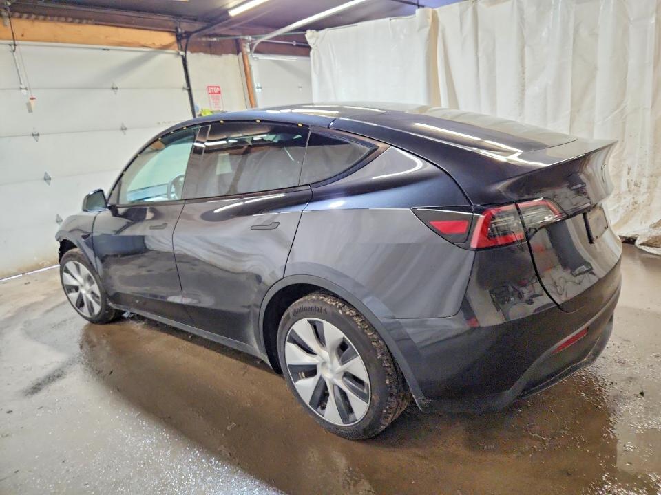 48339326 :رقم المزاد ، 7SAYGAEE7RF063204 vin ، 2024 Tesla Model Y مزاد بيع