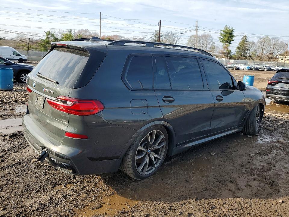 48644146 :رقم المزاد ، 5UXCX6C05N9M60392 vin ، 2022 Bmw X7 مزاد بيع