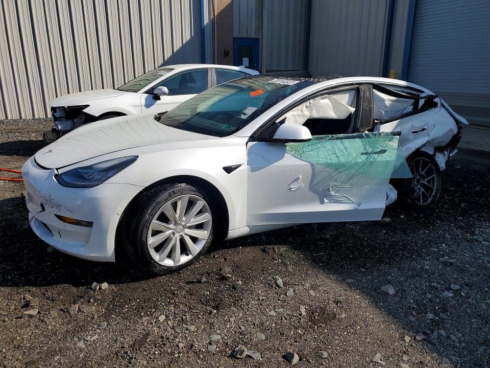 Продажа на аукционе авто 2021 Tesla Model 3, vin: 5YJ3E1EA2MF861032, номер лота: 48800496