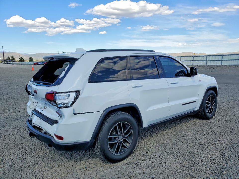 48498066 :رقم المزاد ، 1C4RJFLG8JC218543 vin ، 2018 Jeep Grand Cherokee مزاد بيع