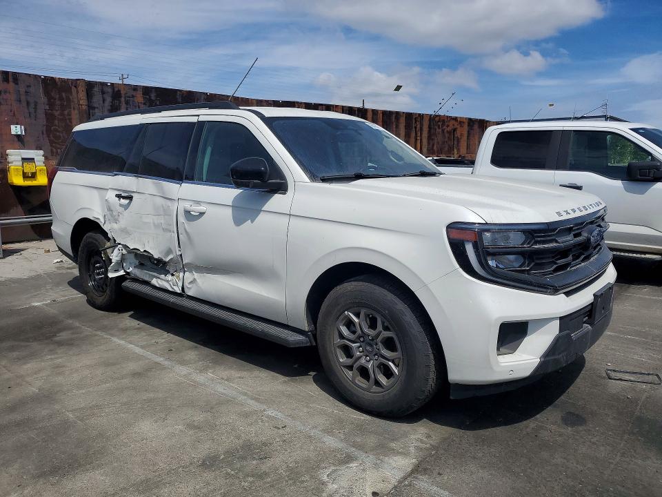 Продаж на аукціоні авто 2025 Ford Expedition, vin: 1FMJK1H8XSEA48296, номер лоту: 49646516