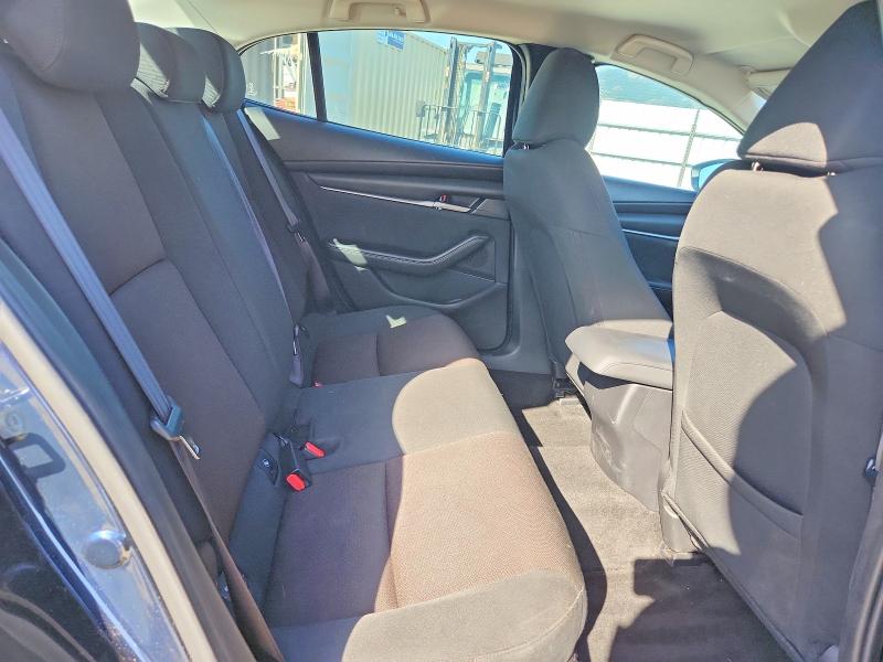 50135586 :رقم المزاد ، JM1BPAAL1M1345427 vin ، 2021 Mazda 3 مزاد بيع