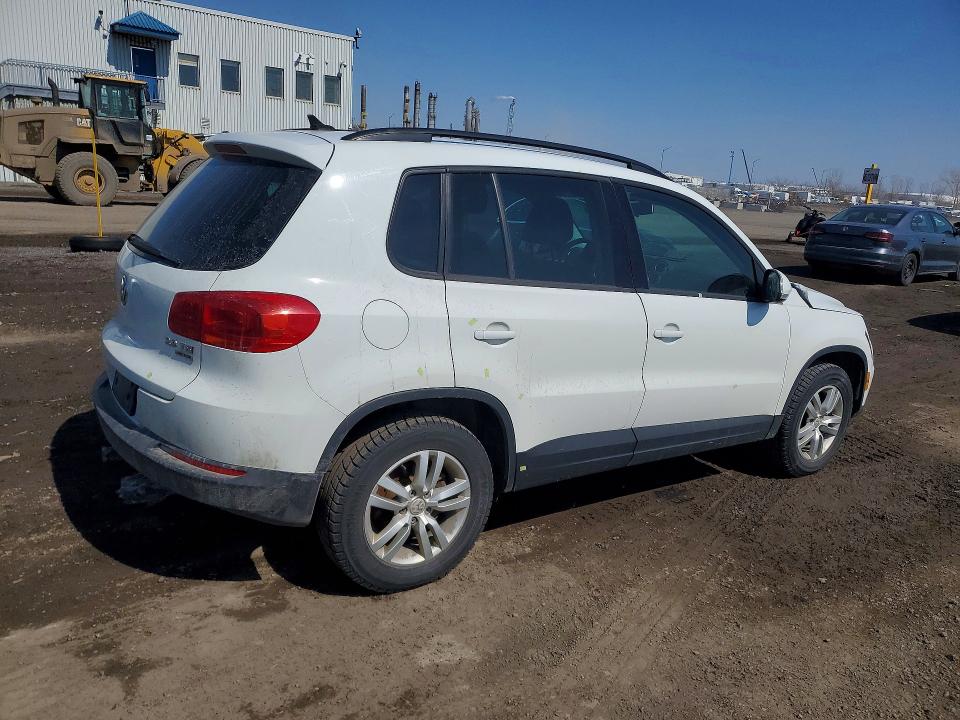 48654506 :رقم المزاد ، WVGJV7AX6FW506153 vin ، 2015 Volkswagen Tiguan مزاد بيع