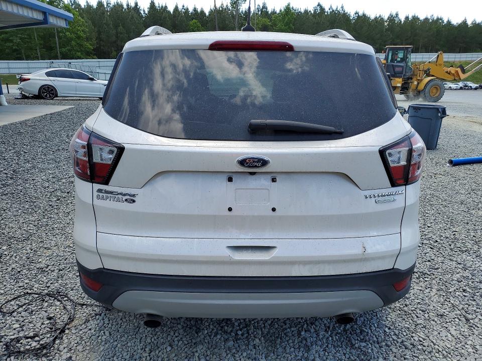 50629626 :رقم المزاد ، 1FMCU0J9XJUC67036 vin ، 2018 Ford Escape مزاد بيع