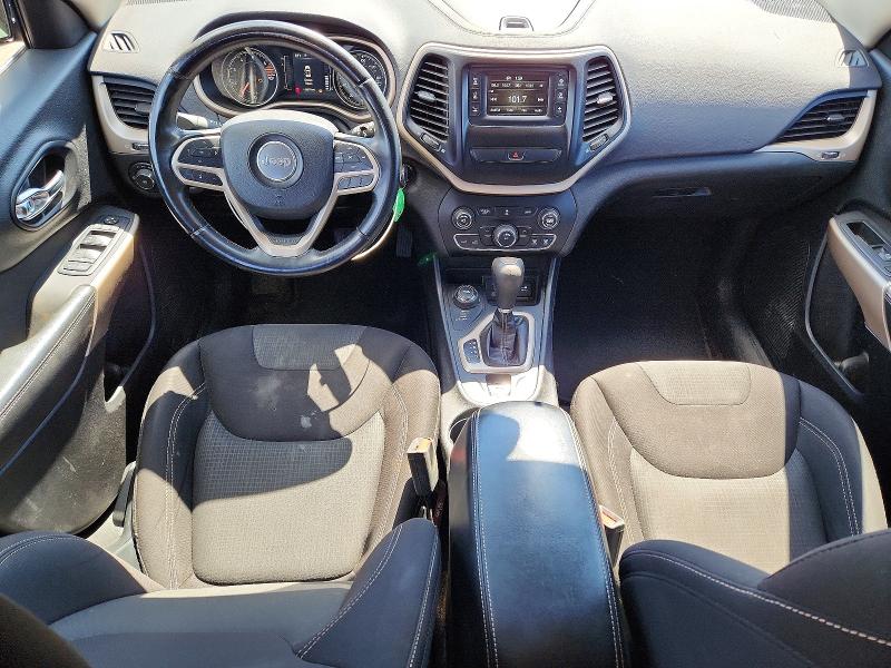 48899356 :رقم المزاد ، 1C4PJMCB4HW666562 vin ، 2017 Jeep Cherokee مزاد بيع