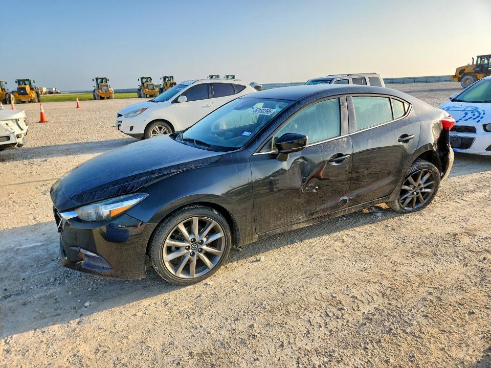 50130396 :رقم المزاد ، 3MZBN1V38JM208240 vin ، 2018 Mazda 3 مزاد بيع