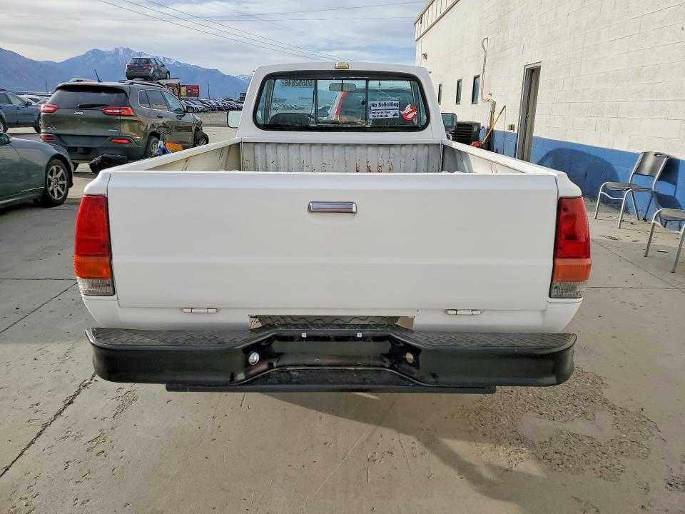 1982 Dodge D50 მანქანა იყიდება აუქციონზე, vin: JB7FK2470CY407233, აუქციონის ნომერი: 50552846