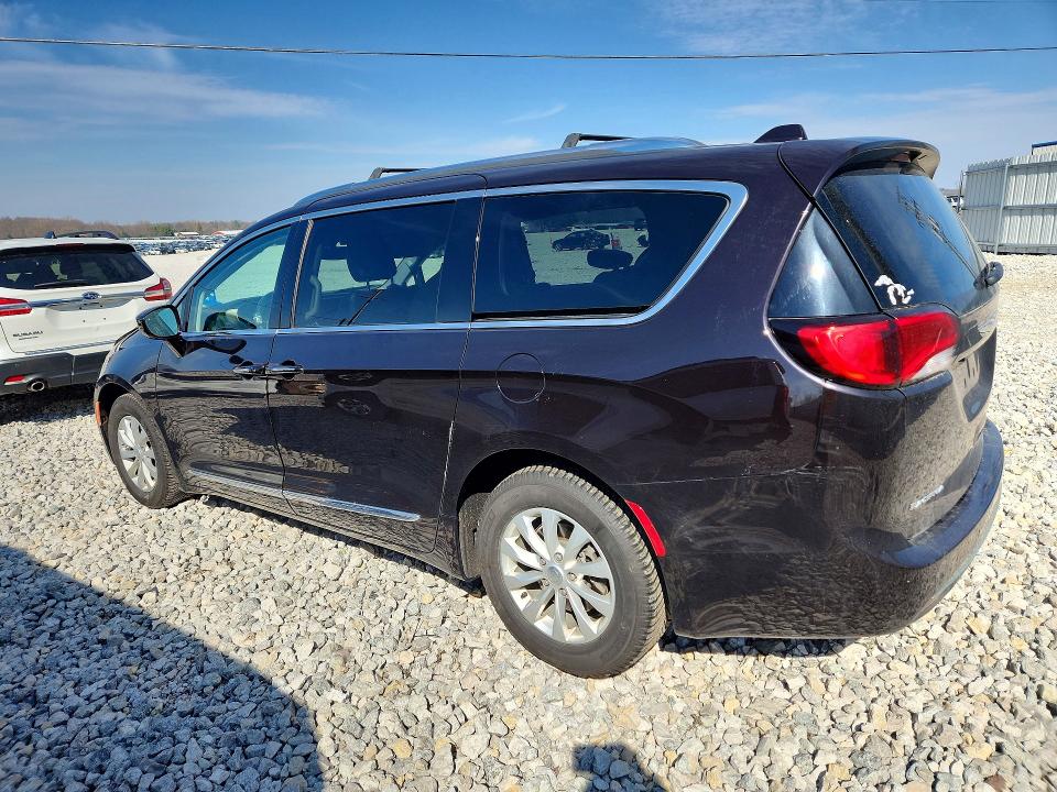 48712206 :رقم المزاد ، 2C4RC1BG9JR246700 vin ، 2018 Chrysler Pacifica مزاد بيع