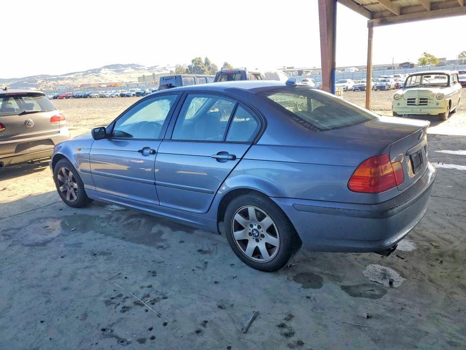 50838426 :رقم المزاد ، WBAAZ33405KW75320 vin ، 2005 Bmw 325 مزاد بيع