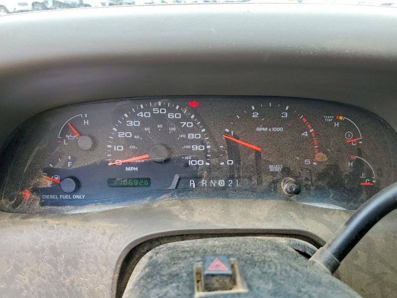 51070076 :رقم المزاد ، 1FDWX37F12EB00613 vin ، 2002 Ford F350 مزاد بيع