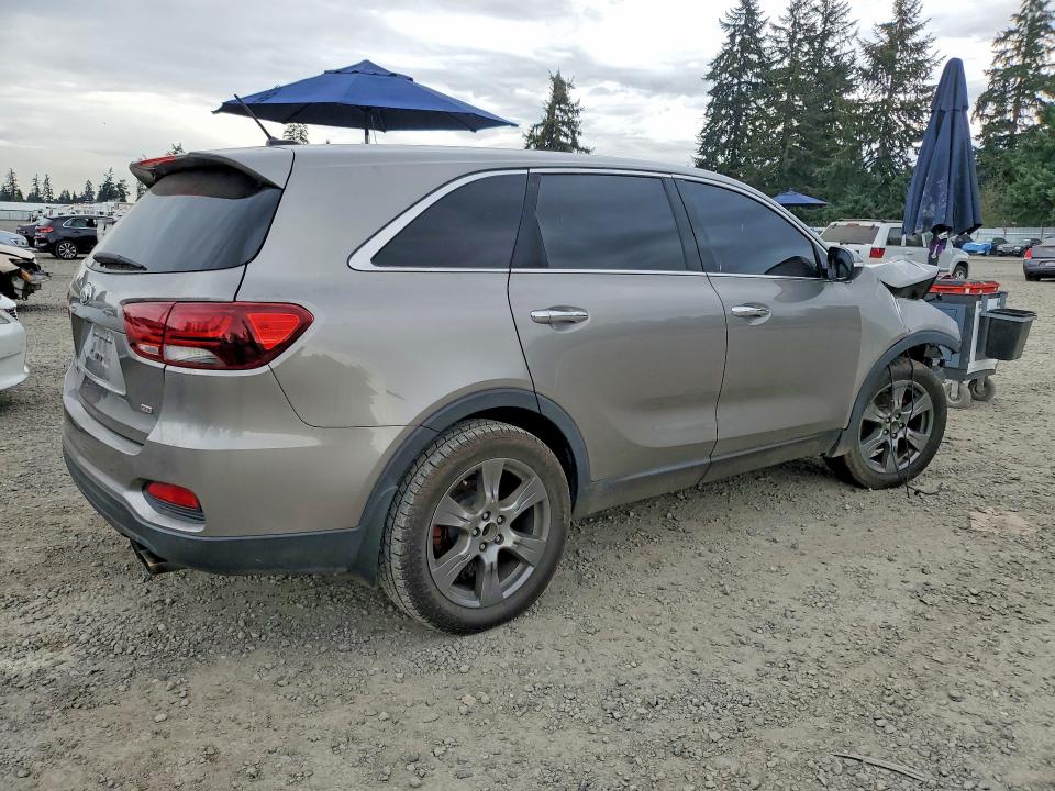 Продажа на аукционе авто 2019 Kia Sorento, vin: 5XYPG4A33KG549957, номер лота: 49270576