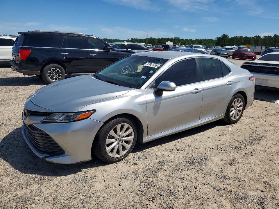 Auction sale of the 2018 Toyota Camry, vin: 4T1B11HKXJU501453, lot number: 48864736