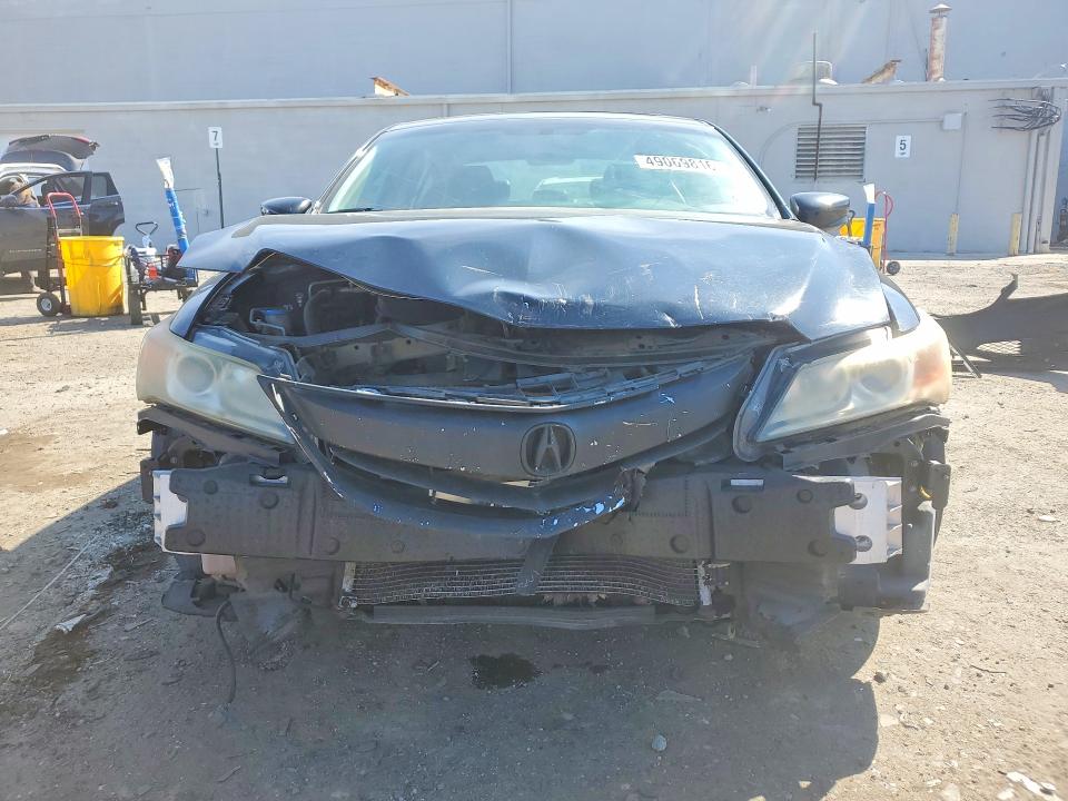 49069816 :رقم المزاد ، 19VDE1F78DE006101 vin ، 2013 Acura Ilx مزاد بيع