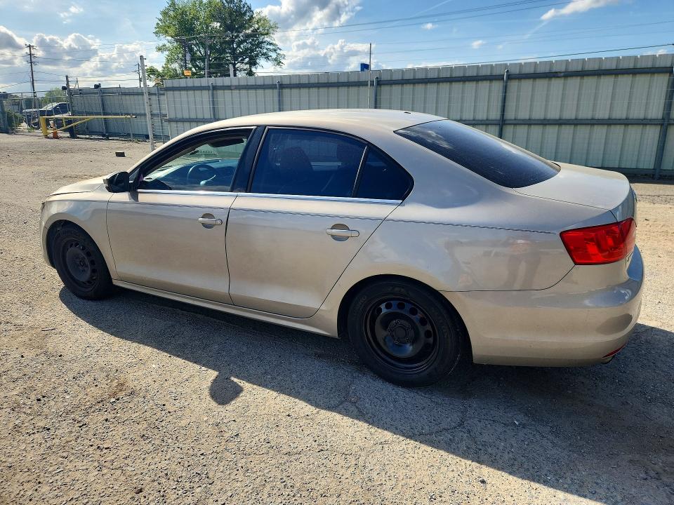 49402656 :رقم المزاد ، 3VWDP7AJ5DM265686 vin ، 2013 Volkswagen Jetta مزاد بيع
