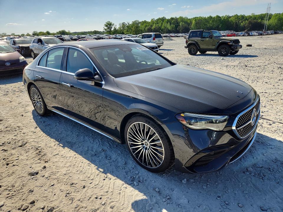 2024 Mercedes Benz E მანქანა იყიდება აუქციონზე, vin: W1KLF4HB8RA025587, აუქციონის ნომერი: 49617056