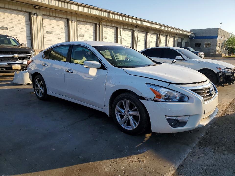 2015 Nissan Altima მანქანა იყიდება აუქციონზე, vin: 1N4AL3AP6FC265270, აუქციონის ნომერი: 50961376