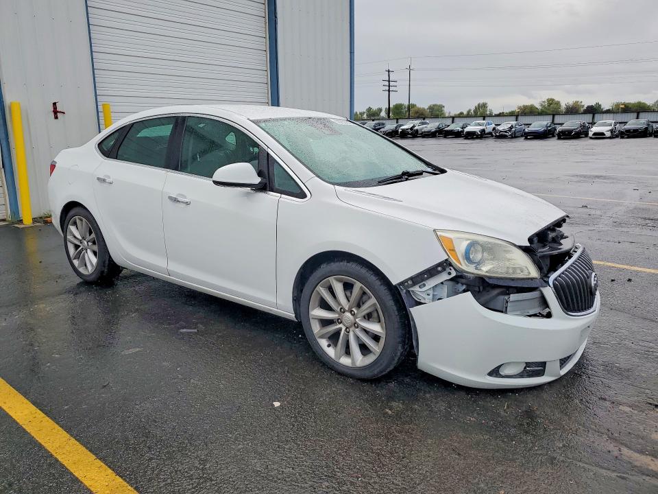 50253876 :رقم المزاد ، 1G4PR5SK1E4142398 vin ، 2014 Buick Verano مزاد بيع