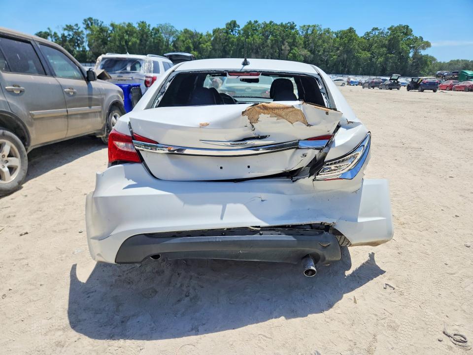 2012 Chrysler 200 მანქანა იყიდება აუქციონზე, vin: 1C3CCBHG6CN150062, აუქციონის ნომერი: 49637336